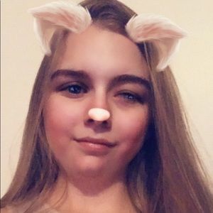 Meet your Posher, Brenna